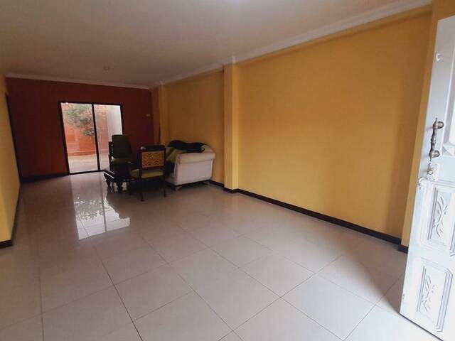 #427 - Casa para Venta en Daule - G - 2