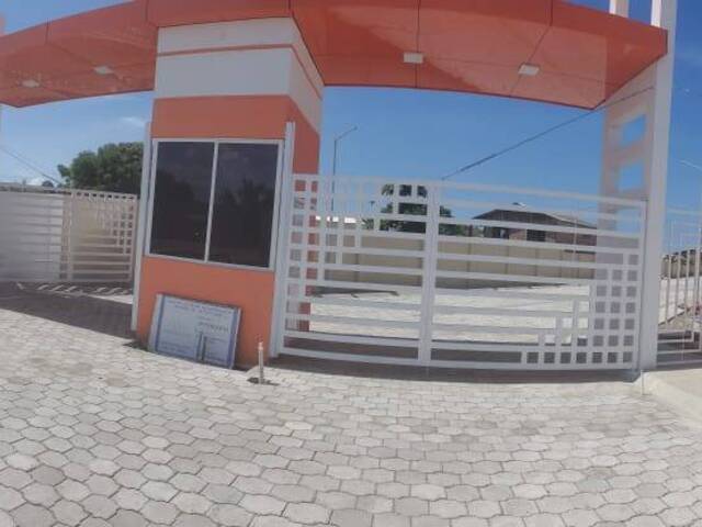 #435 - Casa de Playa para Venta en Guayaquil - G - 3