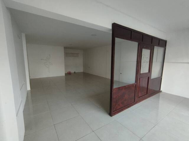 #520 - Piso Comercial para Alquiler en Guayaquil - G - 2