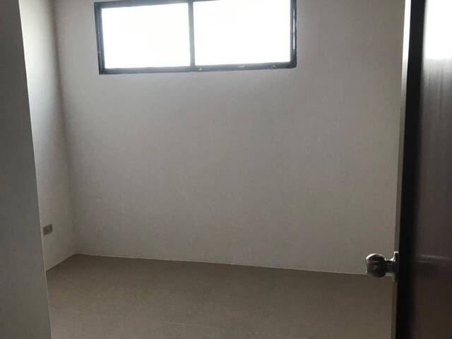 #601 - Casa para Venta en Guayaquil - G - 3