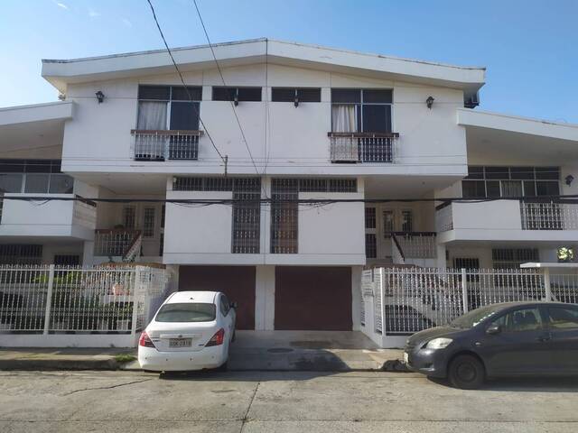 #617 - Casa para Venta en Guayaquil - G - 1